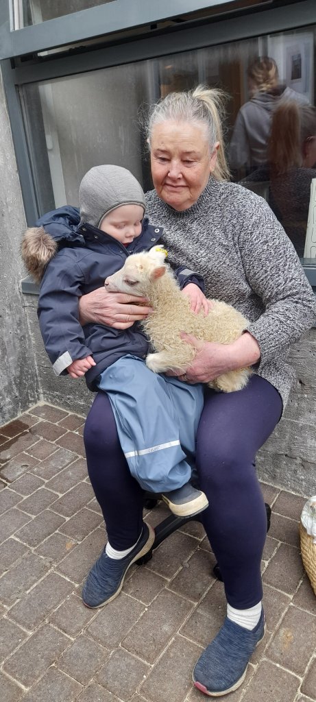 Heimsókn úr sveitinni