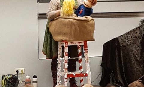 Leiksýning í boði foreldrafélagsins